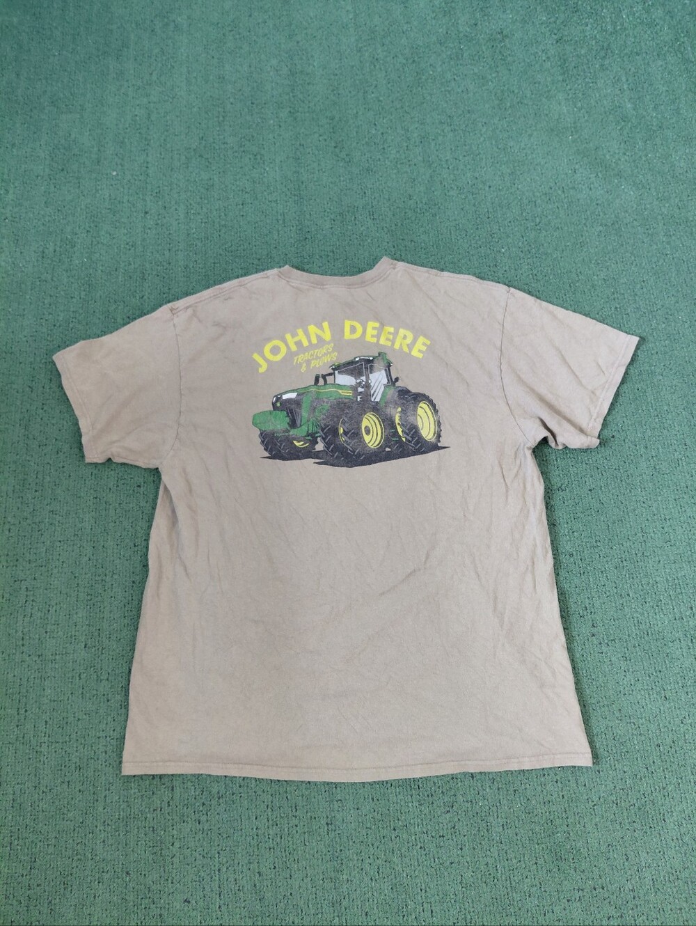 John Deere Tractors & Plows Outdoors Beige T Shirt Sz Large